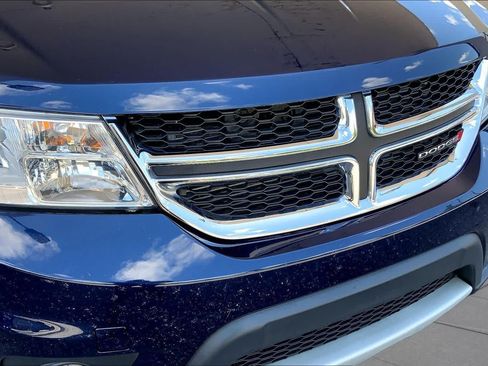Used 2018 Dodge Journey SXT w/ Connectivity Group FWD image 29