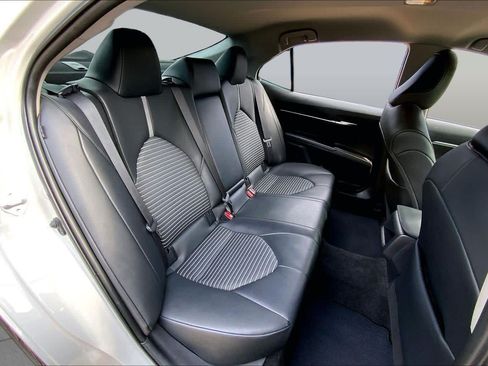 Used 2023 Toyota Camry SE FWD image 20