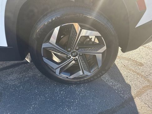 Used 2023 Hyundai Tucson SEL w/ Convenience Package image 10