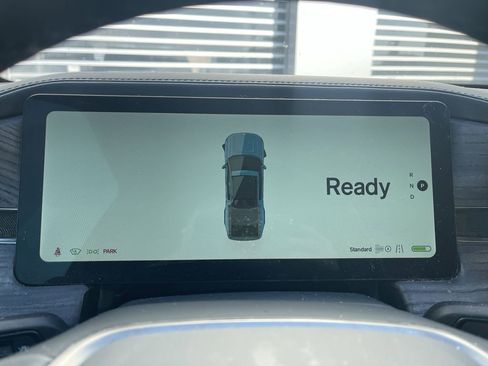 Used 2022 Rivian R1T Launch Edition image 10