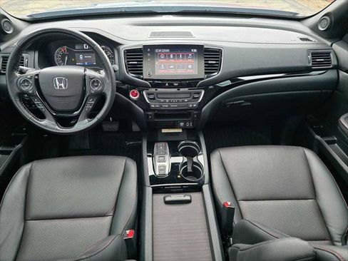 Used 2023 Honda Ridgeline Black Edition image 18