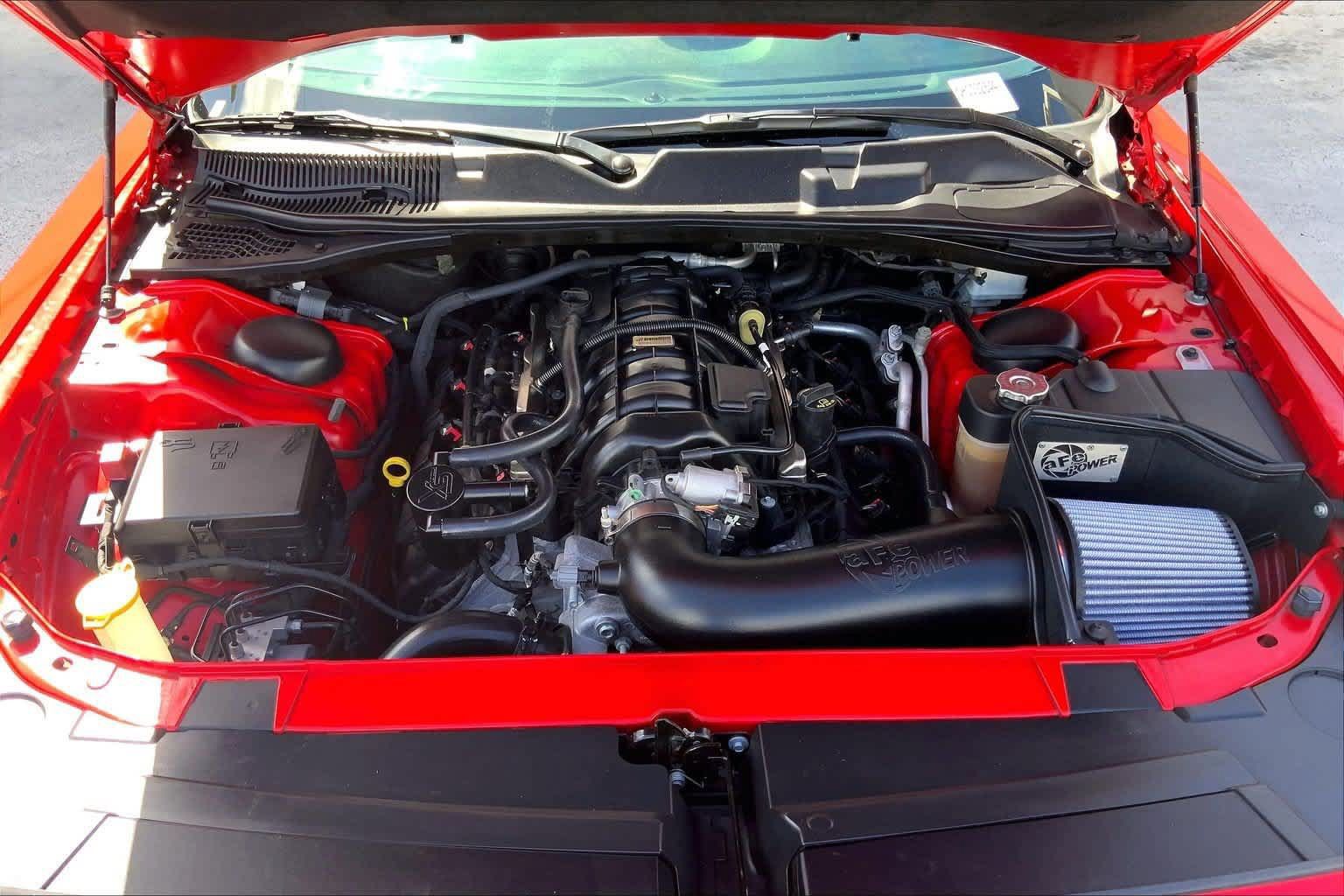 Used 2022 Dodge Challenger R/T RWD image 9