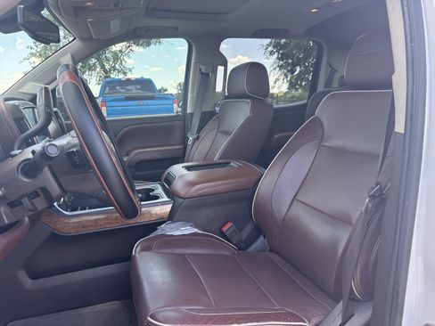 Used 2019 Chevrolet Silverado 2500 High Country w/ Duramax Plus Package AWD/4WD image 11
