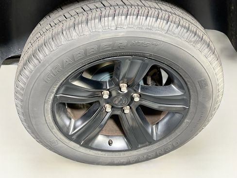 Used 2022 RAM 1500 Classic Warlock image 27