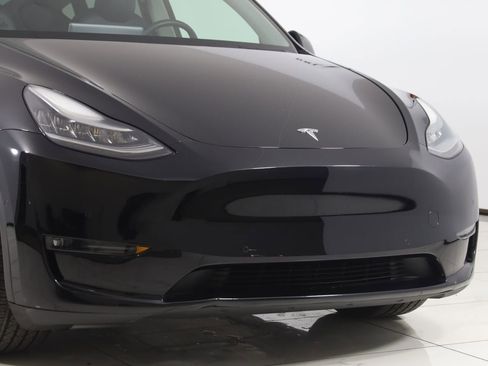 Used 2021 Tesla Model Y Long Range AWD/4WD image 21