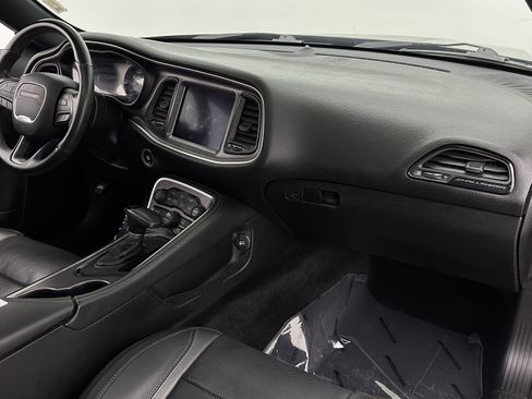 Used 2018 Dodge Challenger GT w/ Blacktop Package AWD/4WD image 28