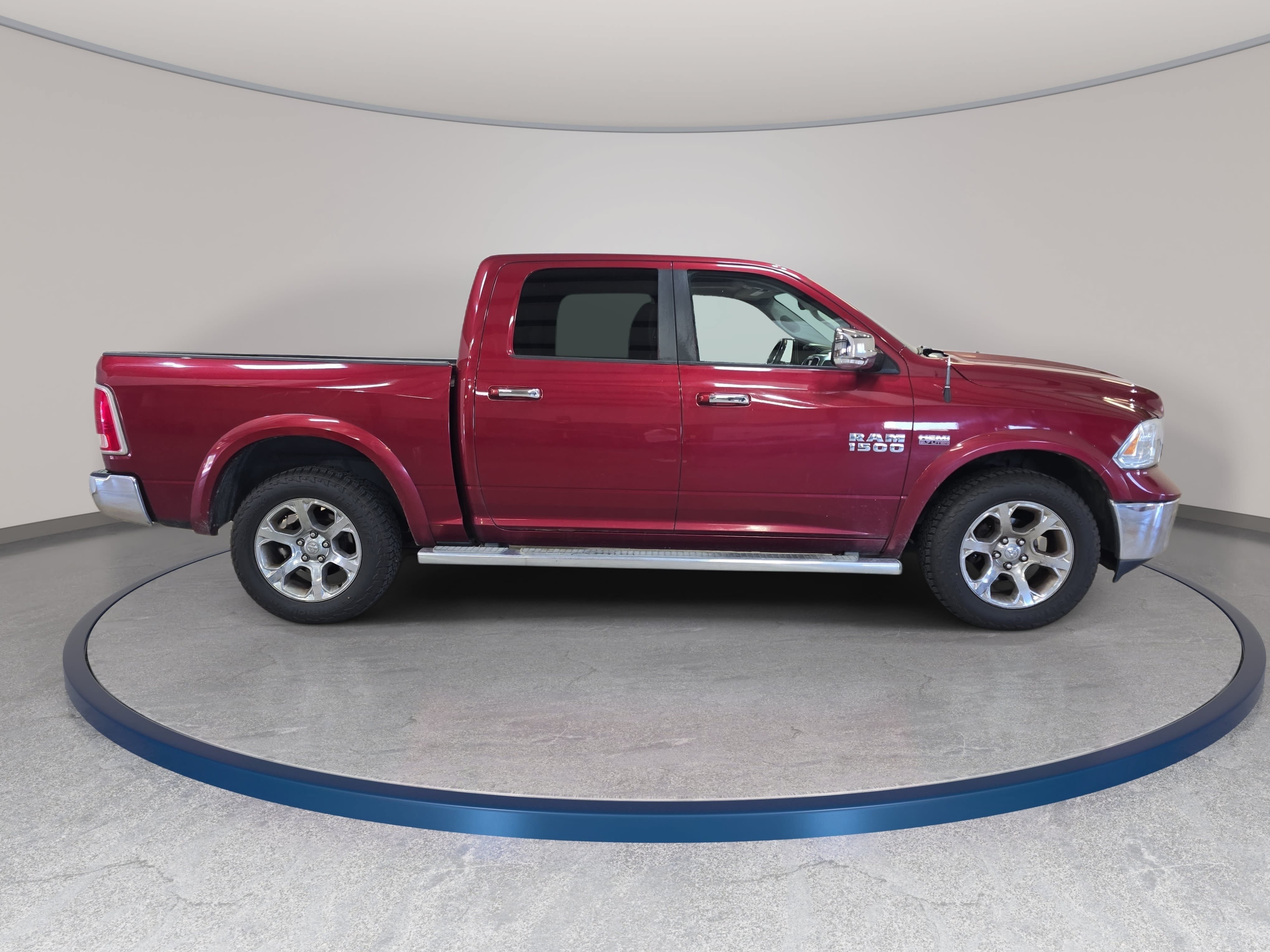 Used 2014 RAM 1500 Laramie w/ Convenience Group AWD/4WD image 5