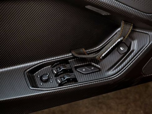 Used 2026 Lamborghini Temerario AWD/4WD image 32
