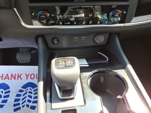 New 2026 Nissan Pathfinder Platinum FWD image 21