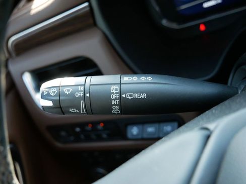 Used 2023 Chevrolet Tahoe High Country AWD/4WD image 33