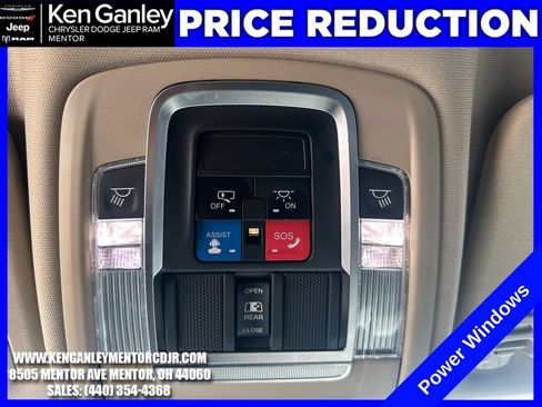 Used 2019 RAM 1500 Laramie AWD/4WD image 17