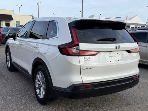Used 2025 Honda CR-V EX image 7