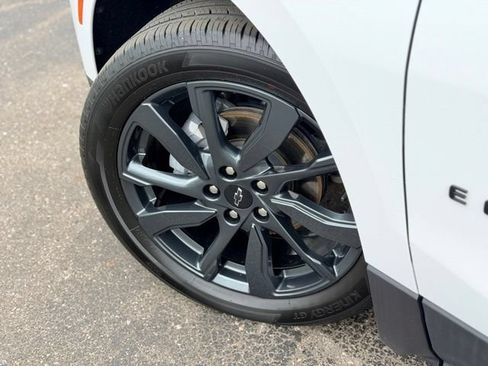 Used 2023 Chevrolet Equinox RS w/ LPO, Floor Liner Package FWD image 28