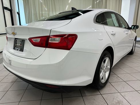 Used 2023 Chevrolet Malibu LS FWD image 5