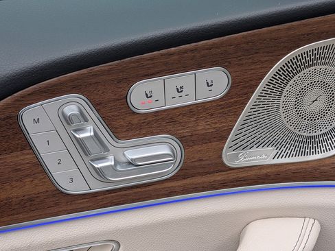 Certified 2025 Mercedes-Benz GLS 450 450 image 15