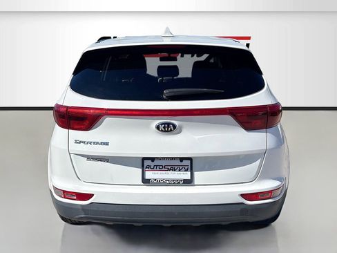 Used 2017 Kia Sportage LX image 6