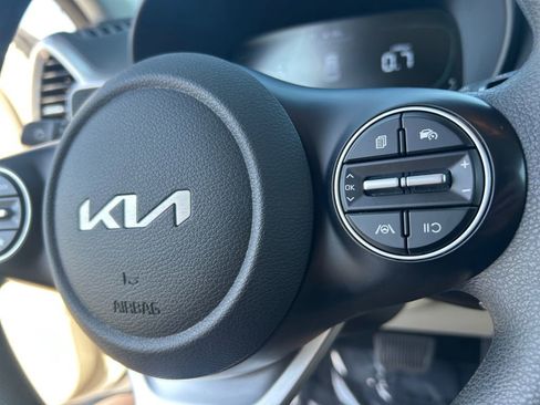 Used 2024 Kia Soul LX w/ Option Group 015 FWD image 16