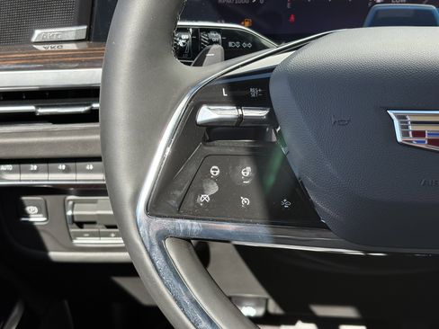 New 2026 Cadillac Escalade ESV Luxury image 20