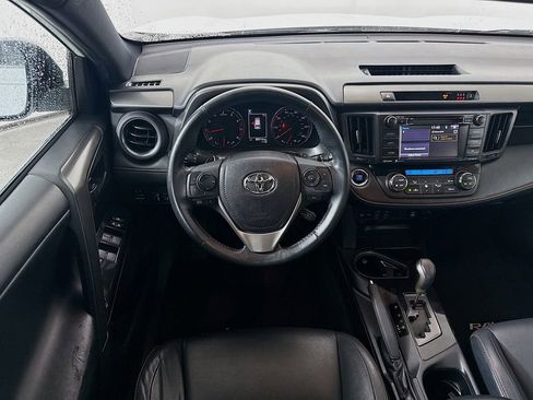 Certified 2018 Toyota RAV4 SE w/ Power Extra Value Package image 22