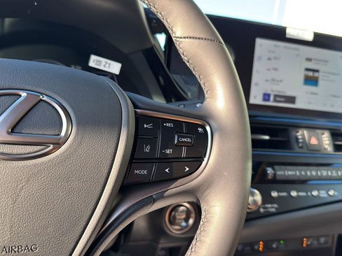 New 2025 Lexus ES 350 w/ Premium Package image 19
