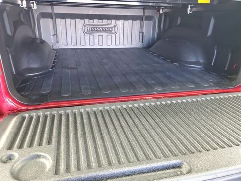 Used 2022 RAM 1500 Big Horn w/ Built-to-serve Edition image 32