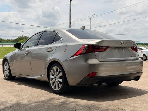 Used 2016 Lexus IS 200t RWD image 5