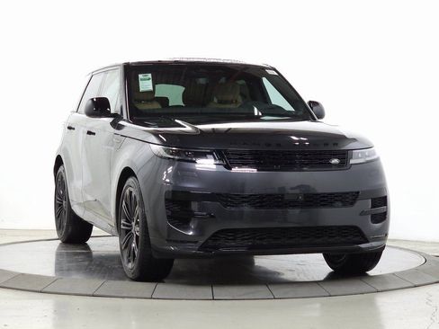 Certified 2026 Land Rover Range Rover Sport Dynamic SE AWD/4WD image 8