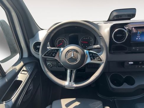 New 2025 Mercedes-Benz Sprinter 2500 image 12