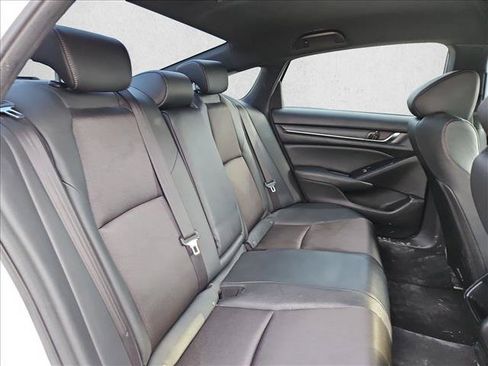 Used 2019 Honda Accord Sport image 17