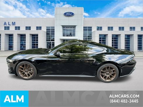 Used 2024 Ford Mustang Premium RWD image 9
