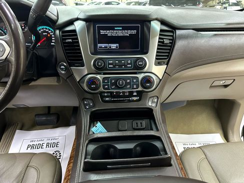 Used 2018 Chevrolet Suburban Premier image 28