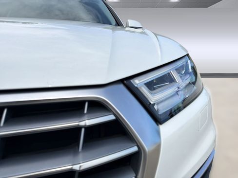 Used 2020 Audi Q5 2.0T Premium Plus AWD/4WD image 10