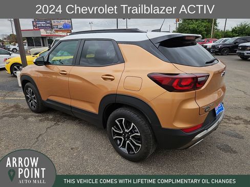 Used 2024 Chevrolet TrailBlazer ACTIV w/ Convenience Package FWD image 8