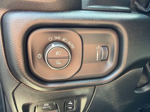 Used 2021 RAM 1500 Big Horn AWD/4WD image 21