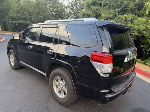Used 2013 Toyota 4Runner SR5 w/ Convenience Pkg RWD image 3
