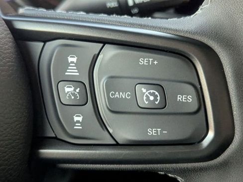 New 2026 Jeep Gladiator Sport AWD/4WD image 12