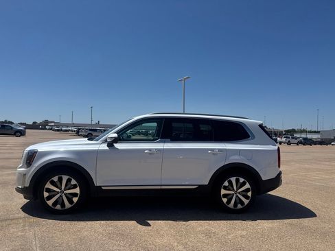 Used 2020 Kia Telluride S w/ S 8 Passenger Seating Package FWD image 13