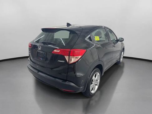 Used 2018 Honda HR-V LX image 10