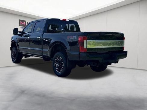 Used 2019 Ford F250 Platinum w/ Platinum Ultimate Package AWD/4WD image 7