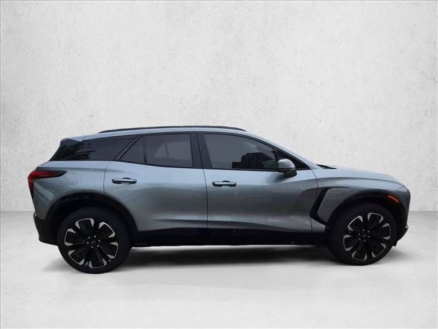 Used 2024 Chevrolet Blazer EV RS AWD/4WD image 4