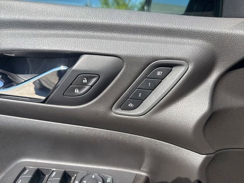 Used 2019 GMC Acadia SLT FWD image 19