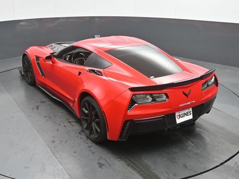 Used 2016 Chevrolet Corvette Z06 w/ 3LZ Preferred Equipment Group RWD image 40