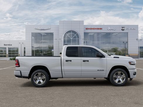 New 2026 RAM 1500 Express RWD image 47