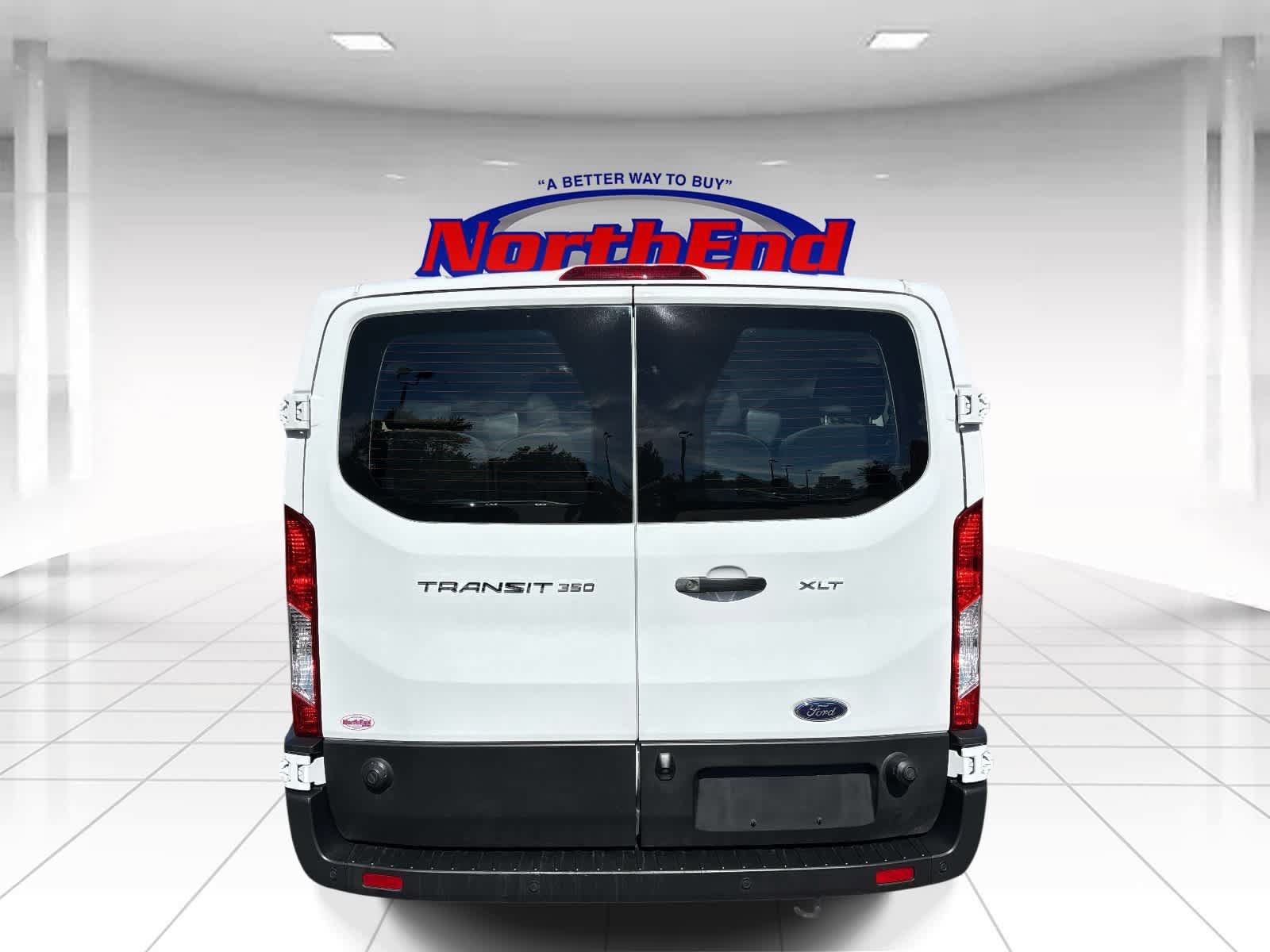 Used 2024 Ford Transit 350 XLT RWD image 4