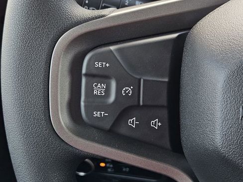 New 2025 Ford Bronco Base image 14