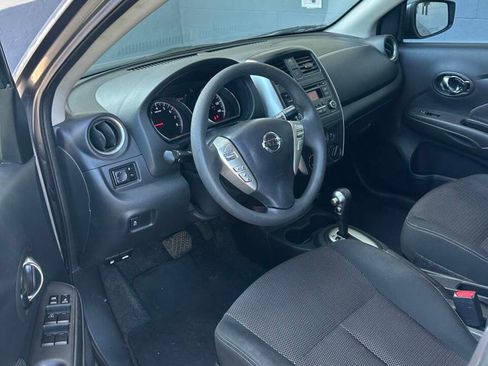 Used 2018 Nissan Versa SV FWD image 6