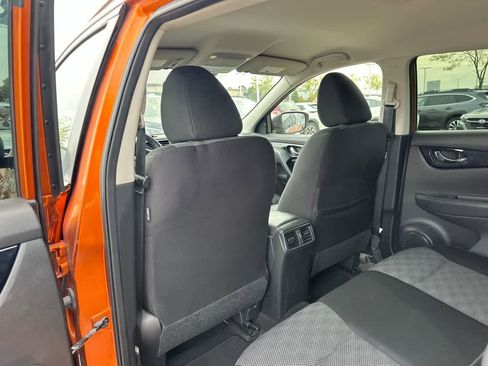 Used 2020 Nissan Rogue Sport SV w/ All-Weather Package image 23