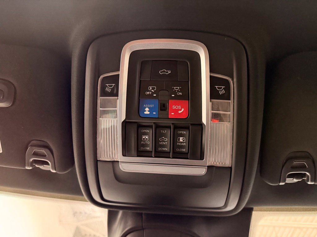 Used 2021 RAM 2500 Laramie AWD/4WD image 56