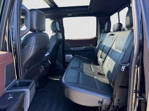 Used 2021 Ford F150 Lariat w/ Equipment Group 502A High image 18