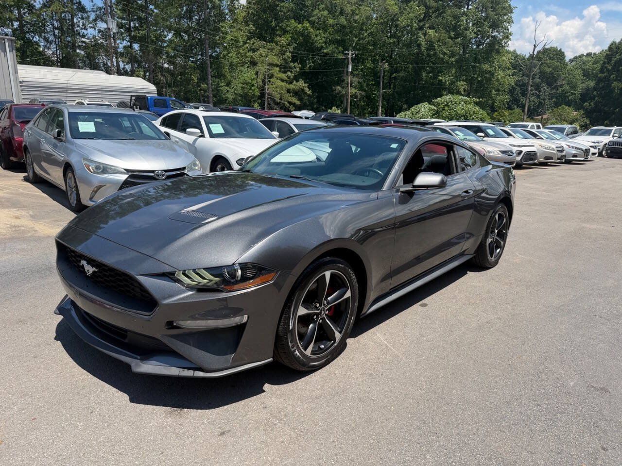Used 2018 Ford Mustang Coupe RWD image 1